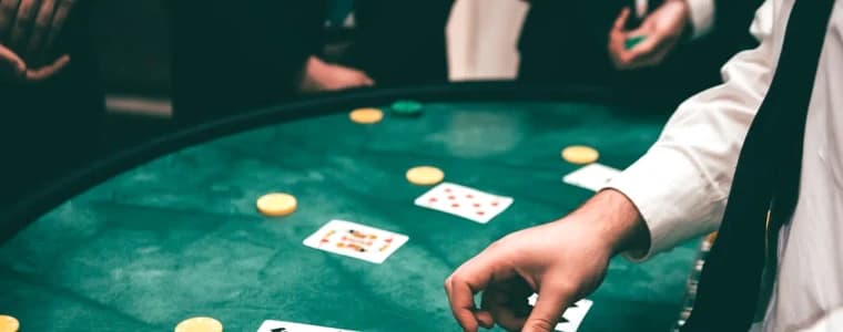 Luật Chơi Roulette Tại OK9: Hướng Dẫn Cược Trong Và Cược Ngoài Cho Người Mới